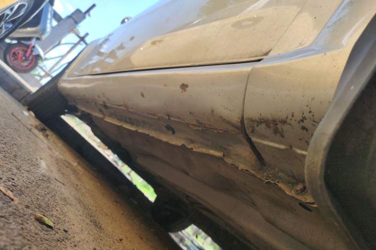 Used Buick Excelle 2013 1.5L Manual Classic Model Chassis Front Right