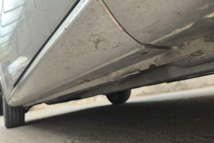 Used Buick Excelle 2013 1.5L Automatic Classic Model Chassis Front Right