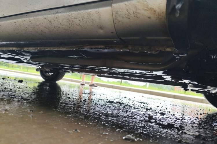 Used Buick Excelle 2013 1.5L Manual Classic Model Chassis Front Right