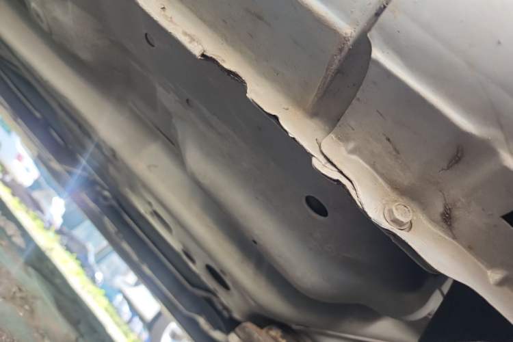 Used Buick Excelle 2013 1.5L Automatic Classic Model Chassis Front Right