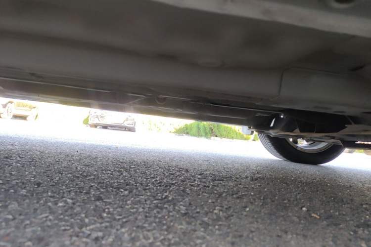 Used Buick Excelle 2013 1.5L Manual Luxury Model Chassis Front Right