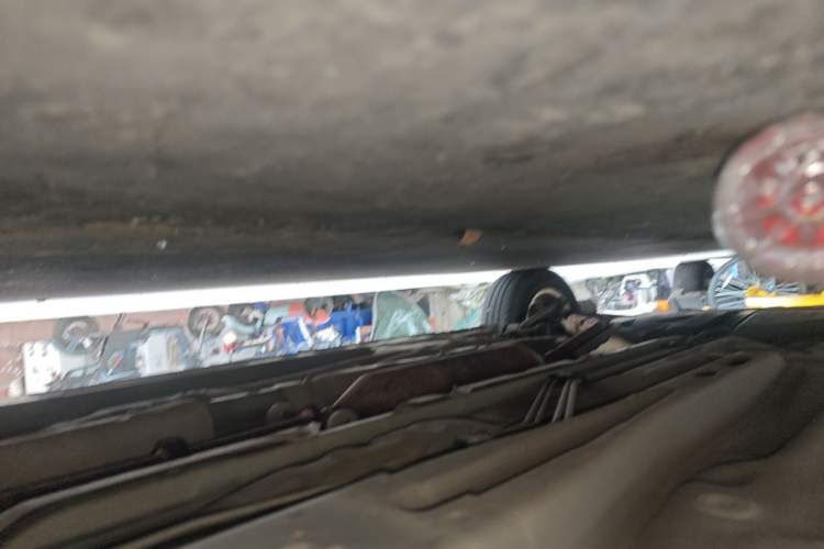 Used Buick Excelle 2013 1.5L Automatic Classic Model Chassis Front Right