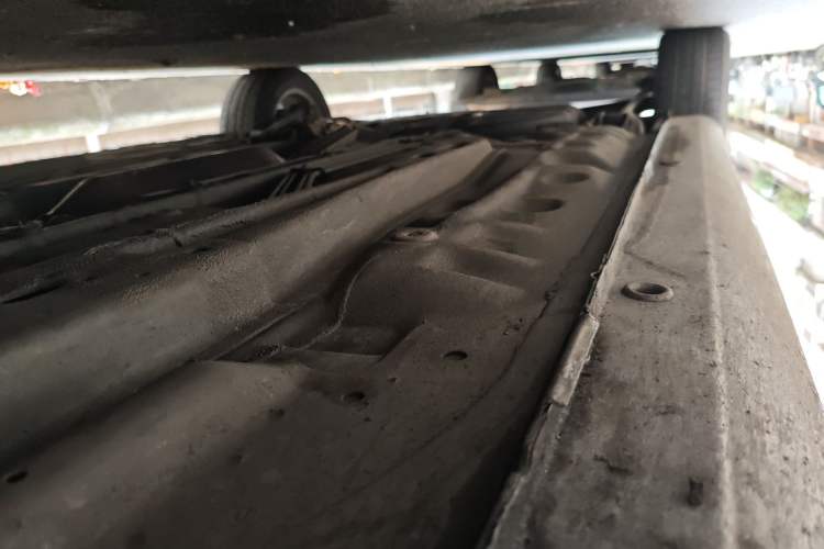 Used Buick Excelle 2013 1.5L Automatic Luxury Model Chassis Front Right