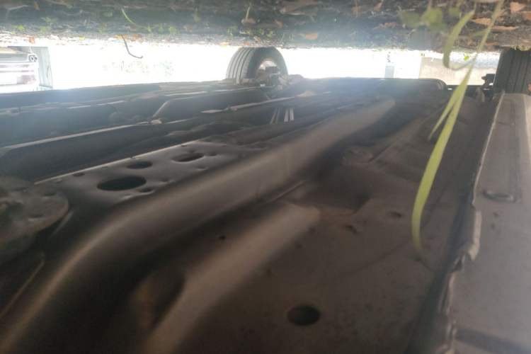Used Buick Excelle 2013 1.5L Manual Luxury Model Chassis Front Right