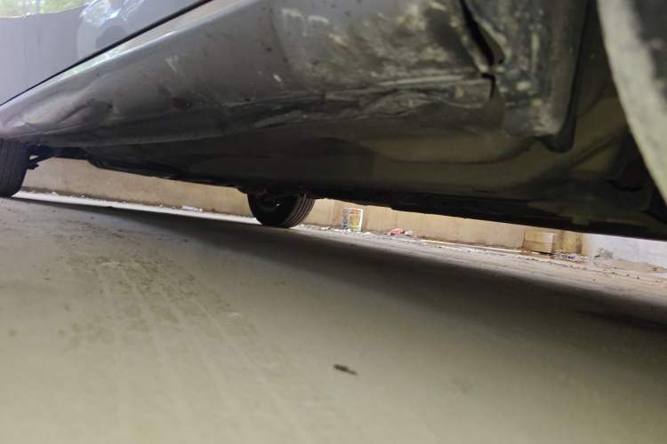 Used Buick Excelle 2013 1.5L Automatic Classic Model Chassis Front Right