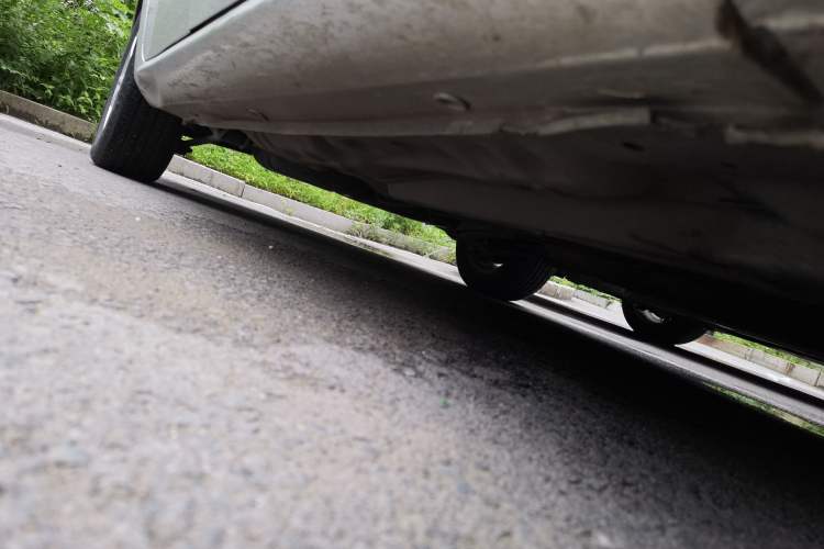Used Buick Excelle 2013 1.5L Automatic Classic Model Chassis Front Right