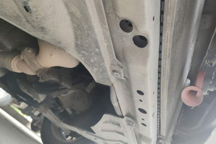 Used Buick Excelle 2013 1.5L Manual Classic Model Chassis Front