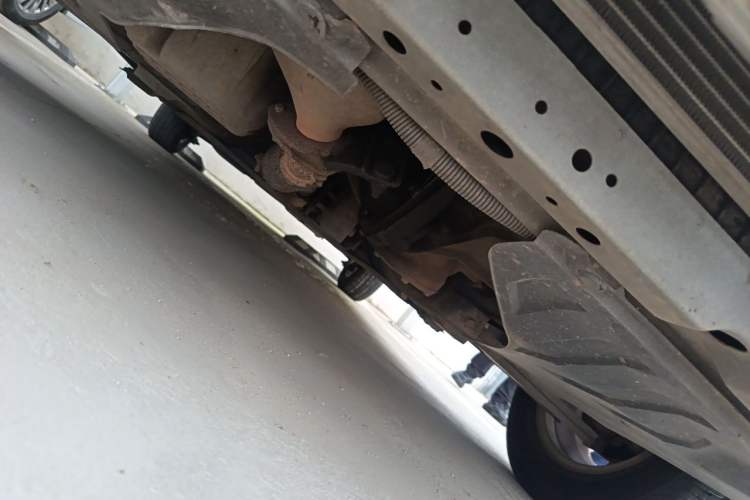 Used Buick Excelle 2013 1.5L Manual Classic Model Chassis Front
