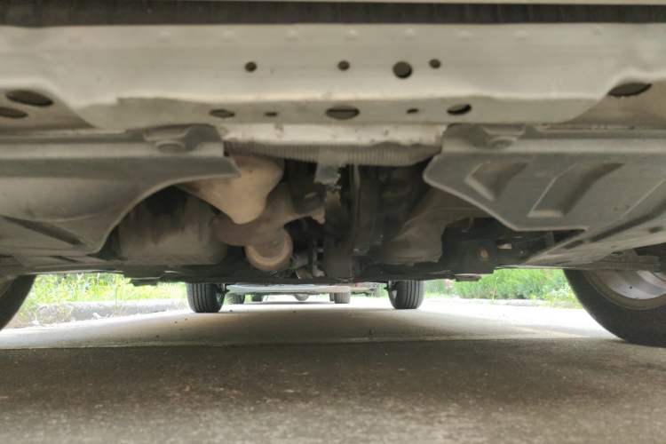 Used Buick Excelle 2013 1.5L Manual Luxury Model Chassis Front