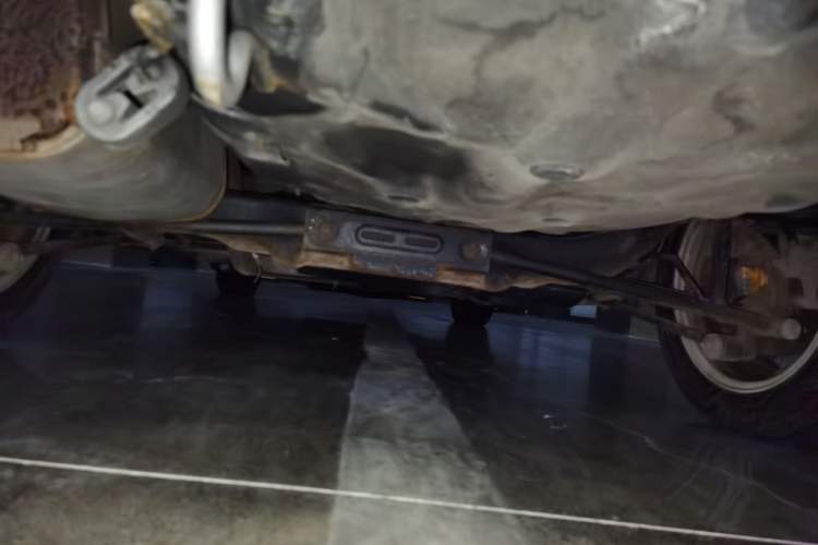 Used Buick Excelle 2013 1.5L Automatic Classic Model Chassis Rear