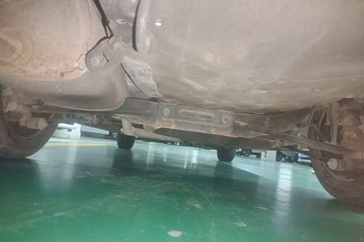 Used Buick Excelle 2013 1.5L Manual Classic Model Chassis Rear