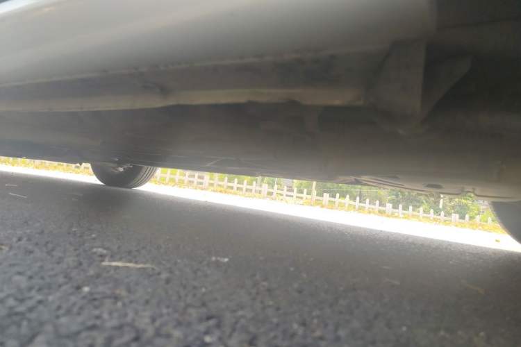 Used Buick Excelle 2013 1.5L Automatic Classic Model Chassis Rear Left