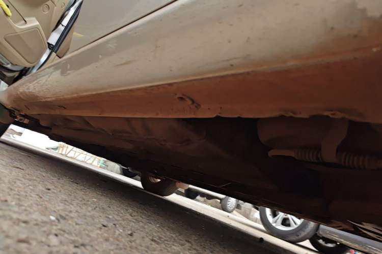 Used Buick Excelle 2013 1.5L Manual Classic Model Chassis Rear Left