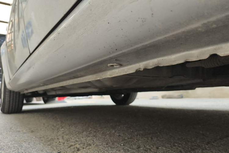 Used Buick Excelle 2013 1.5L Automatic Classic Model Chassis Rear Left