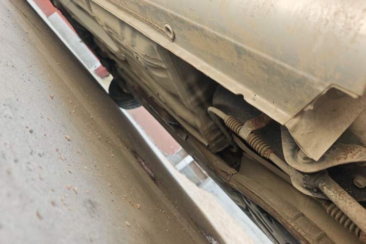 Used Buick Excelle 2013 1.5L Manual Classic Model Chassis Rear Left