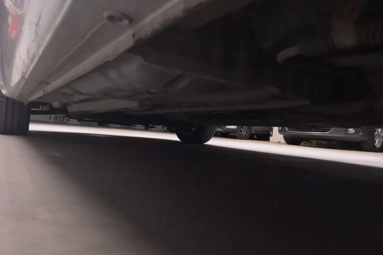 Used Buick Excelle 2013 1.5L Automatic Classic Model Chassis Rear Left
