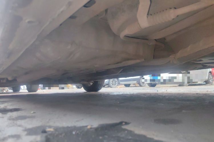 Used Buick Excelle 2013 1.5L Automatic Classic Model Chassis Rear Left