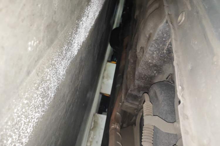 Used Buick Excelle 2013 1.5L Automatic Classic Model Chassis Rear Left