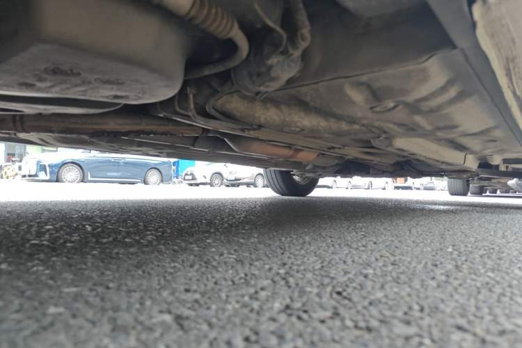 Used Buick Excelle 2013 1.5L Automatic Classic Model Chassis Rear Right
