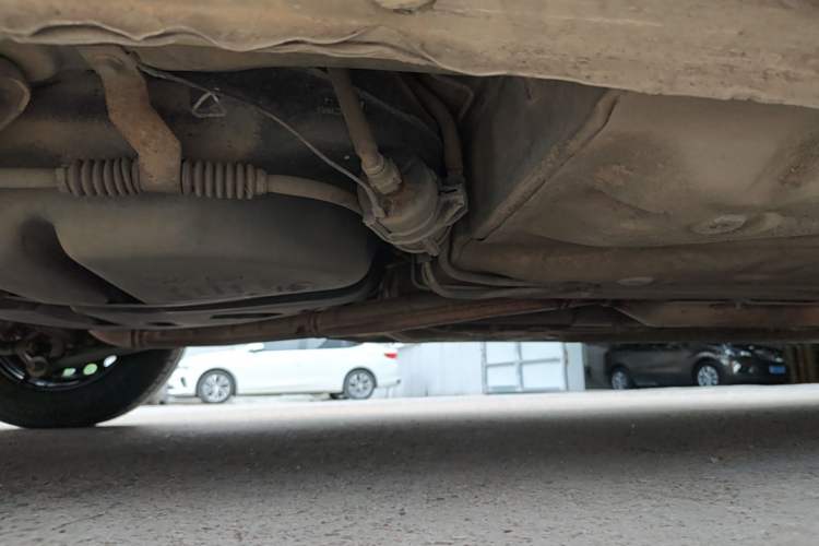 Used Buick Excelle 2013 1.5L Automatic Classic Model Chassis Rear Right