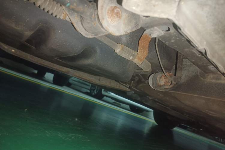Used Buick Excelle 2013 1.5L Manual Classic Model Chassis Rear Right