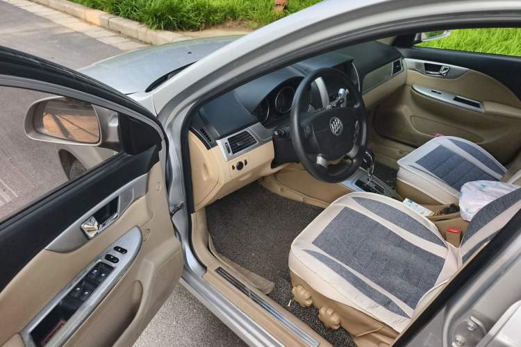 Used Buick Excelle 2013 1.5L Automatic Classic Model Driver Seat