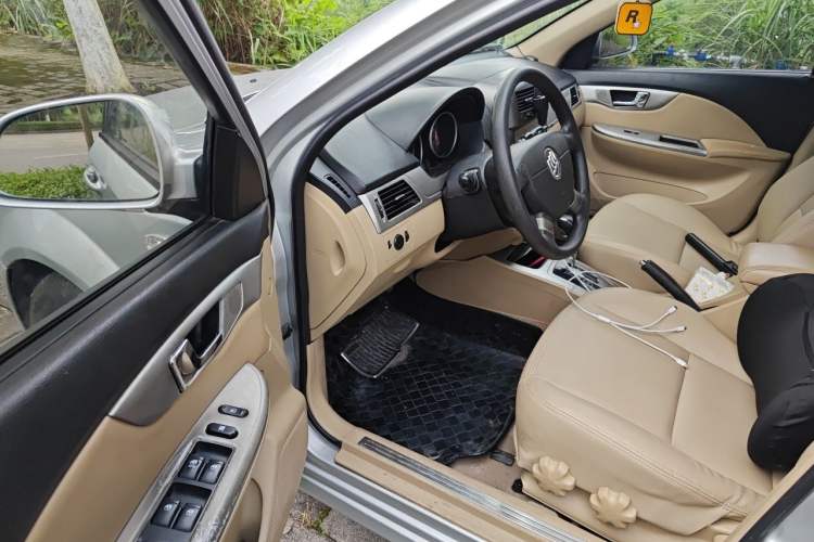 Used Buick Excelle 2013 1.5L Automatic Classic Model Driver Seat