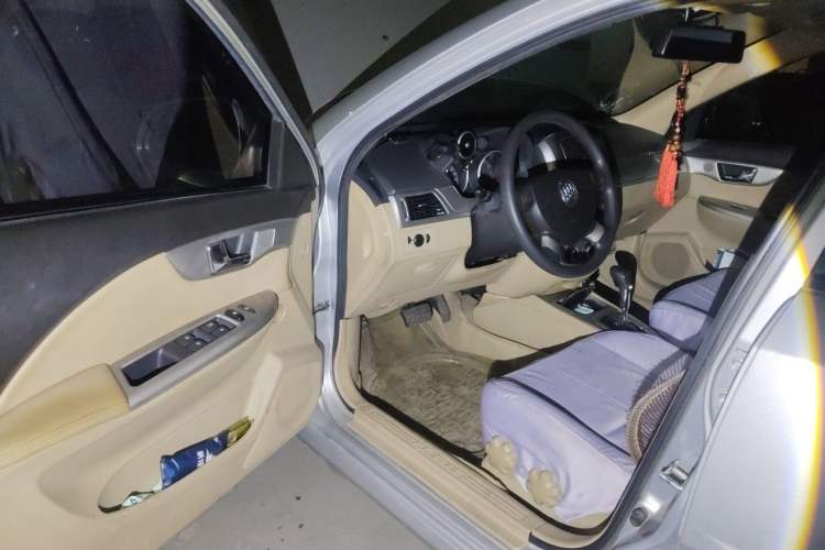 Used Buick Excelle 2013 1.5L Automatic Classic Model Driver Seat