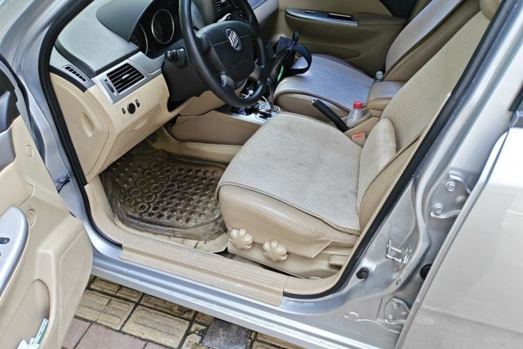Used Buick Excelle 2013 1.5L Automatic Classic Model Driver Seat