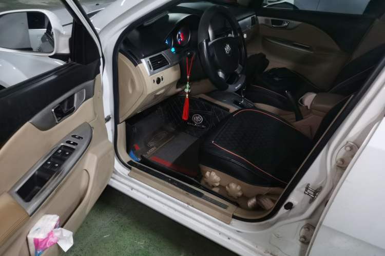 Used Buick Excelle 2013 1.5L Automatic Classic Model Driver Seat
