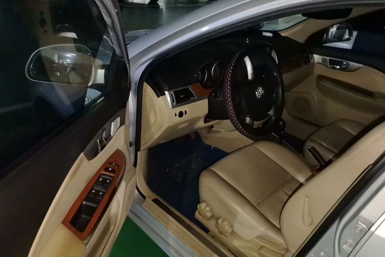 Used Buick Excelle 2013 1.5L Automatic Luxury Model Driver Seat