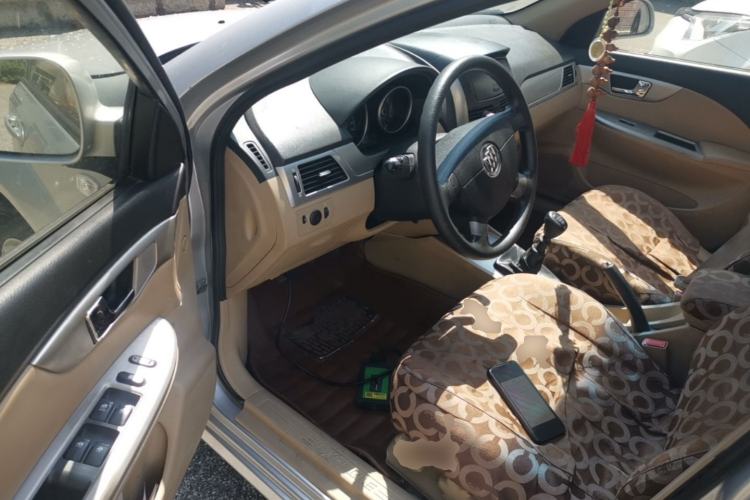 Used Buick Excelle 2013 1.5L Manual Classic Model Driver Seat