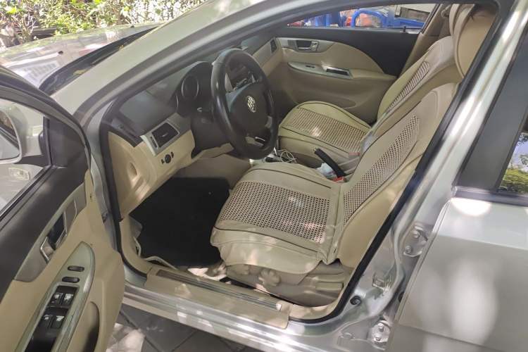 Used Buick Excelle 2013 1.5L Automatic Classic Model Driver Seat