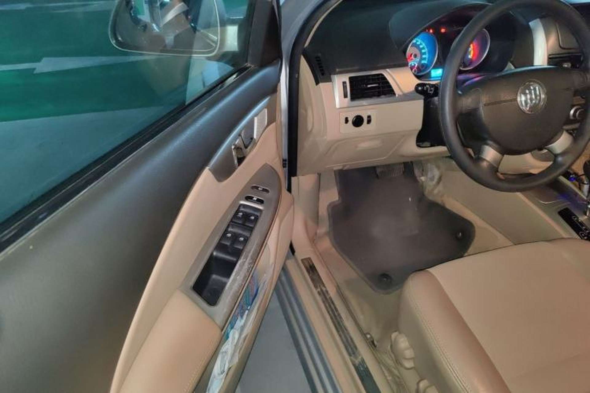 Used Buick Excelle 2013 1.5L Automatic Classic Model Driver Seat