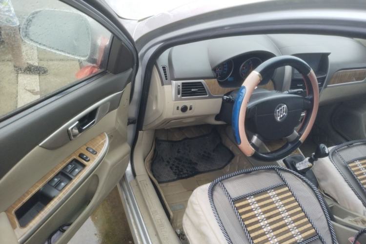 Used Buick Excelle 2013 1.5L Manual Classic Model Driver Seat