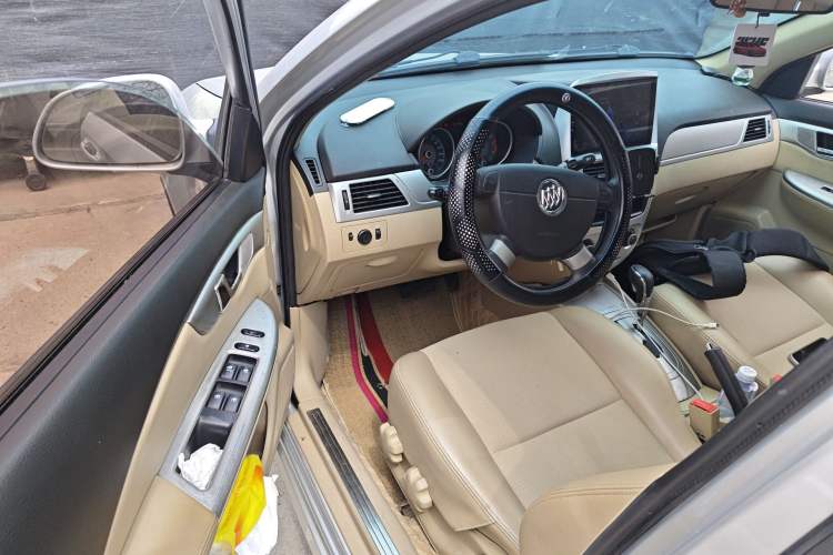 Used Buick Excelle 2013 1.5L Automatic Classic Model Driver Seat