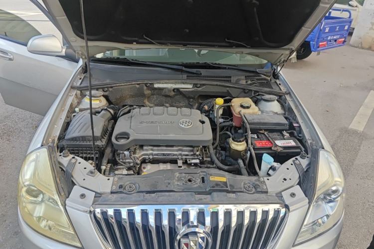 Used Buick Excelle 2013 1.5L Automatic Classic Model Engine Bay