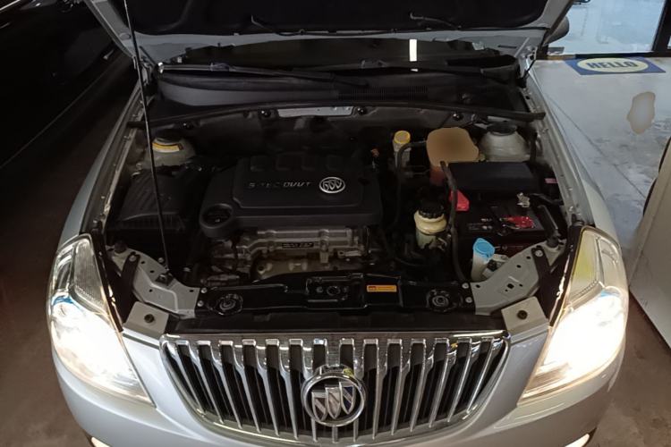 Used Buick Excelle 2013 1.5L Automatic Classic Model Engine Bay