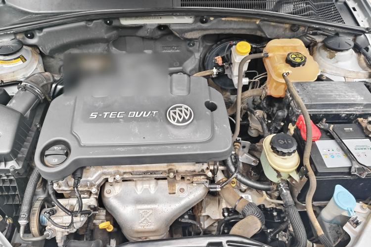 Used Buick Excelle 2013 1.5L Automatic Classic Model Engine Bay