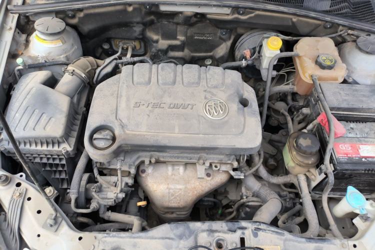 Used Buick Excelle 2013 1.5L Automatic Classic Model Engine Bay