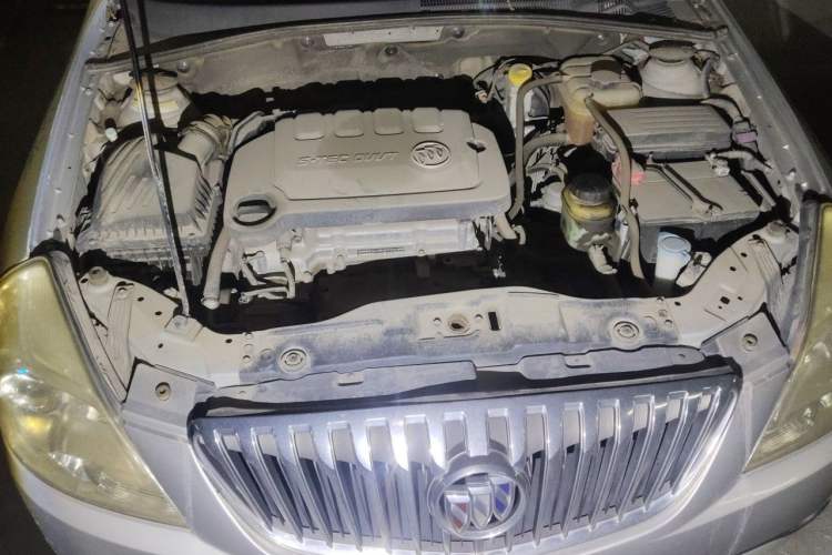 Used Buick Excelle 2013 1.5L Automatic Classic Model Engine Bay
