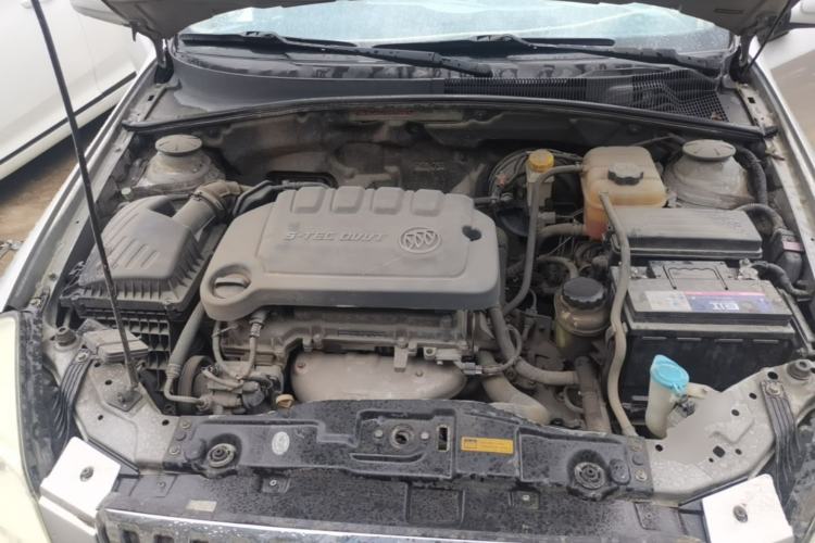 Used Buick Excelle 2013 1.5L Automatic Classic Model Engine Bay