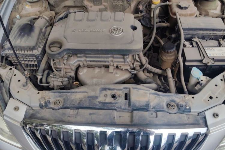 Used Buick Excelle 2013 1.5L Automatic Classic Model Engine Bay