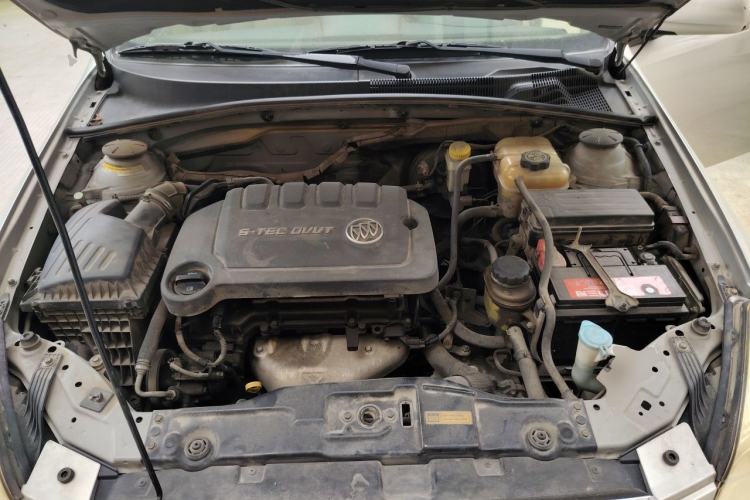 Used Buick Excelle 2013 1.5L Automatic Classic Model Engine Bay