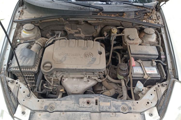 Used Buick Excelle 2013 1.5L Automatic Classic Model Engine Bay