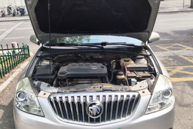 Used Buick Excelle 2013 1.5L Automatic Classic Model Engine Bay
