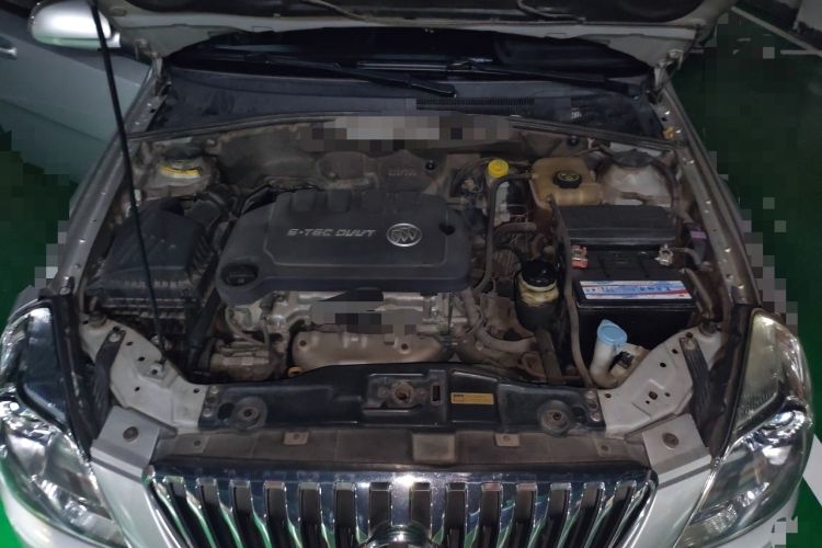 Used Buick Excelle 2013 1.5L Automatic Classic Model Engine Bay