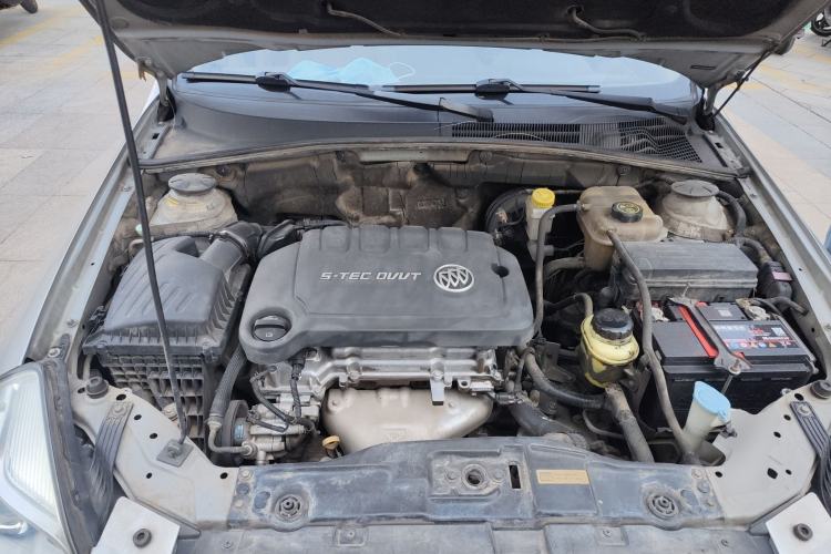 Used Buick Excelle 2013 1.5L Automatic Classic Model Engine Bay