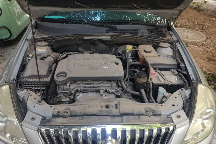 Used Buick Excelle 2013 1.5L Automatic Classic Model Engine Bay