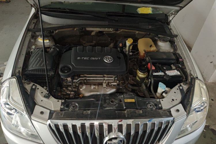 Used Buick Excelle 2013 1.5L Automatic Classic Model Engine Bay